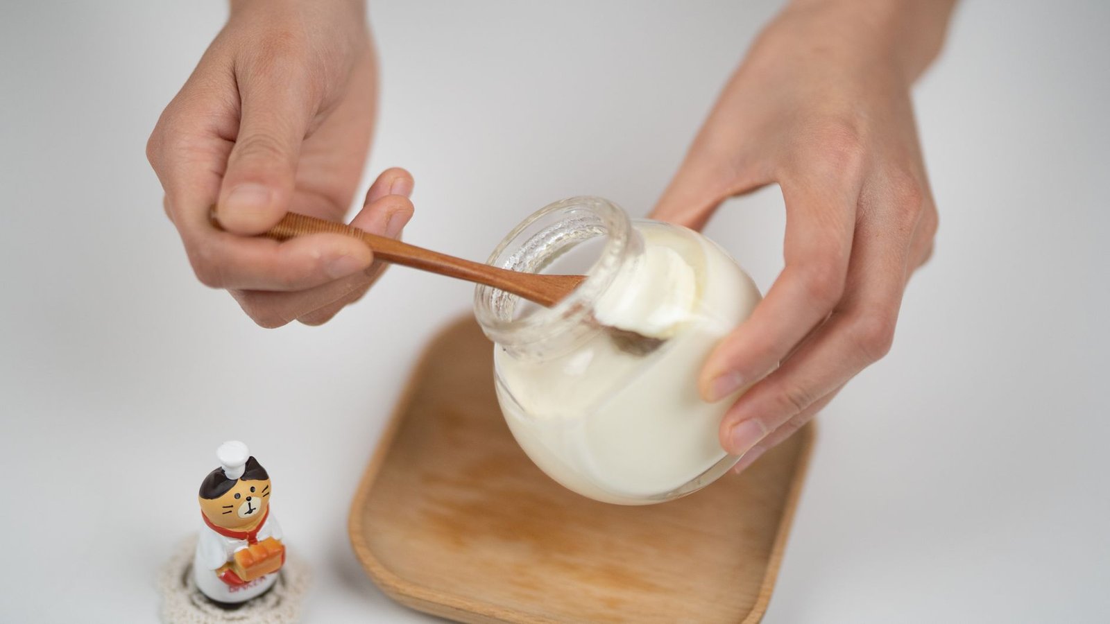 Como Fazer Iogurte Caseiro Natural (Sem Máquina)